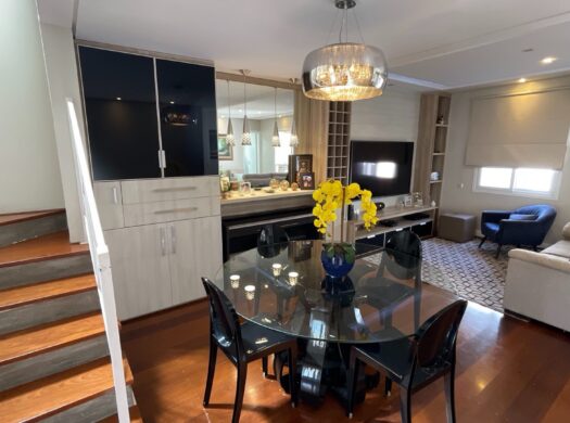 Lindo sobrado à venda no Parque Imperador, Campinas, com fácil acesso a Rod. Dom Pedro, Supermercado