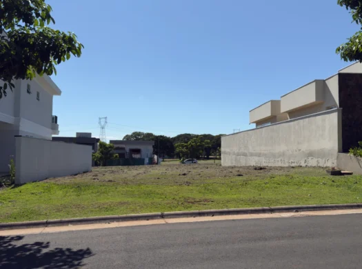 Imagine construir a casa dos seus sonhos em um dos condomínios mais desejados de Jaguariúna. Este te